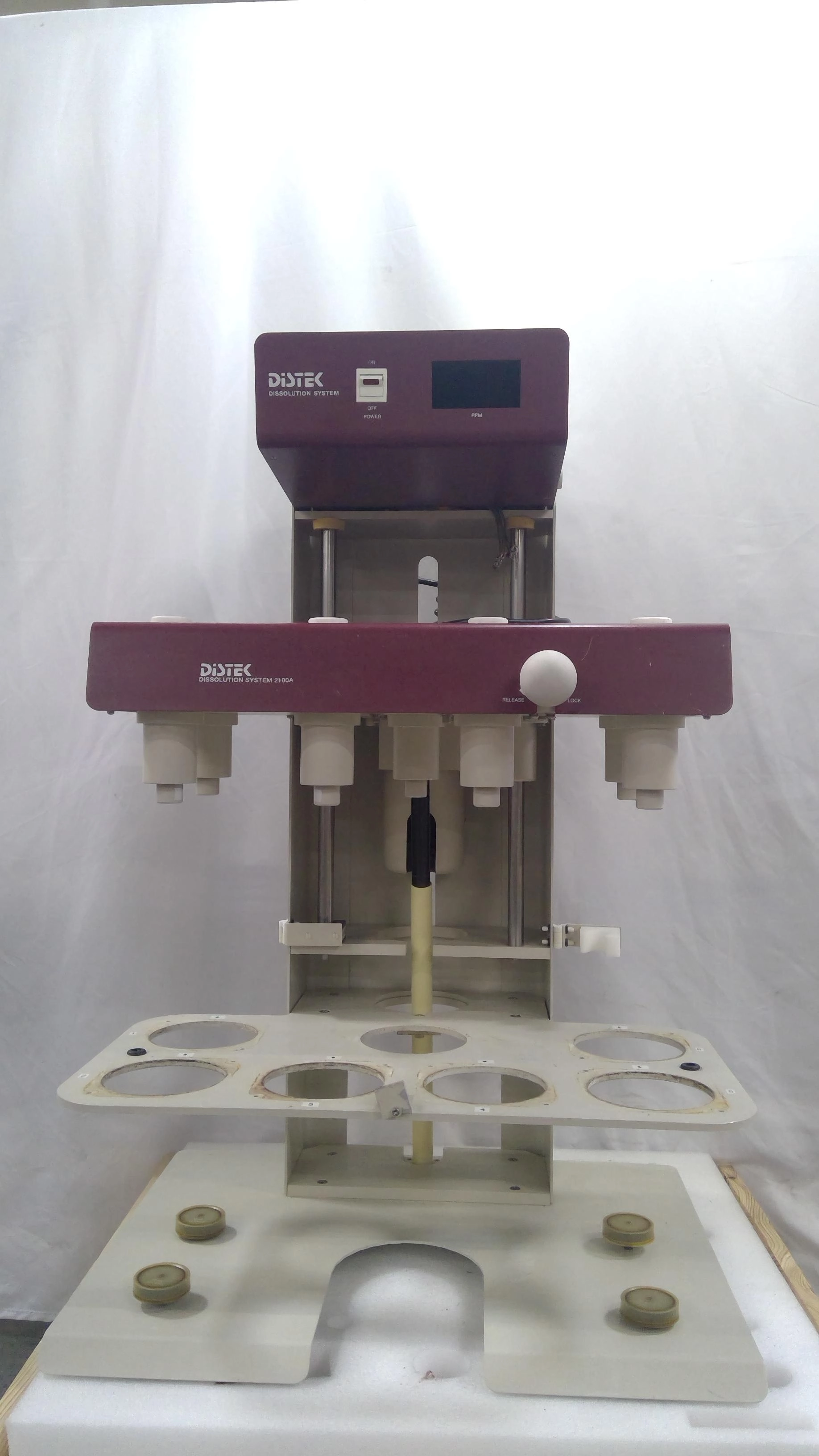 Distek Model 2100A Dissolution Test System - BB3374458