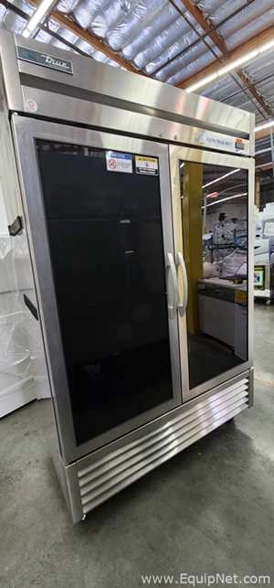 Lot 343 Listing# 977020 True T-49G-HC-FGD01 Double Glass Door Refrigerator