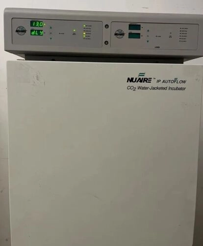 NuAire IR Autoflow CO2 WaterJacketed Dual Stacked 