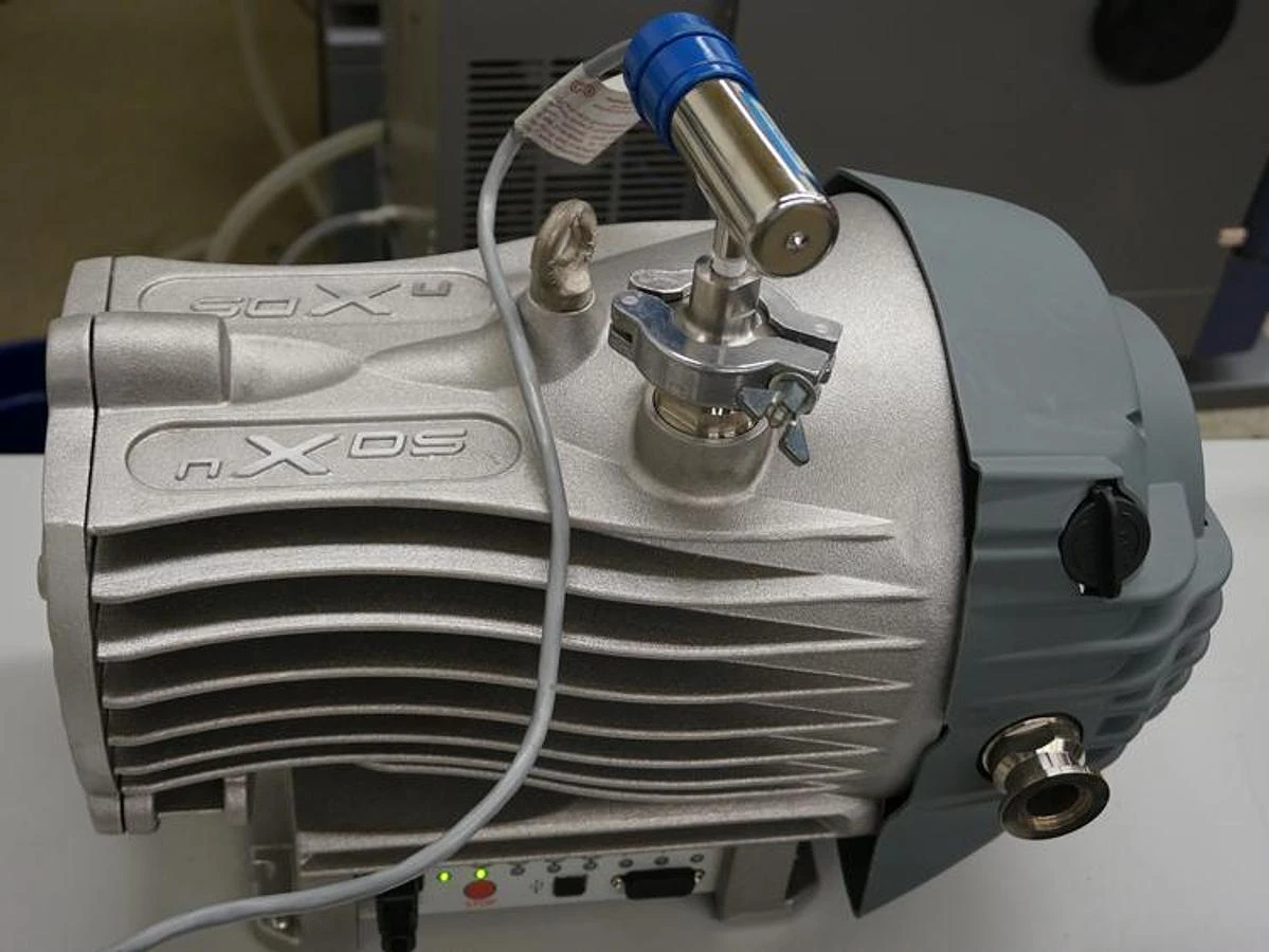 Edwards nXDS6i dry scroll pump 3.6CFM,  refurbished with new tip seals