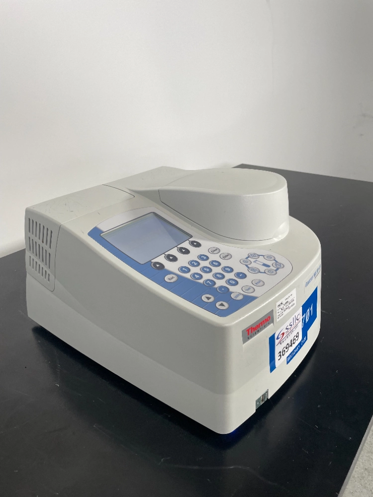 Thermo Genesys 10S UVVis Spectrophotometer