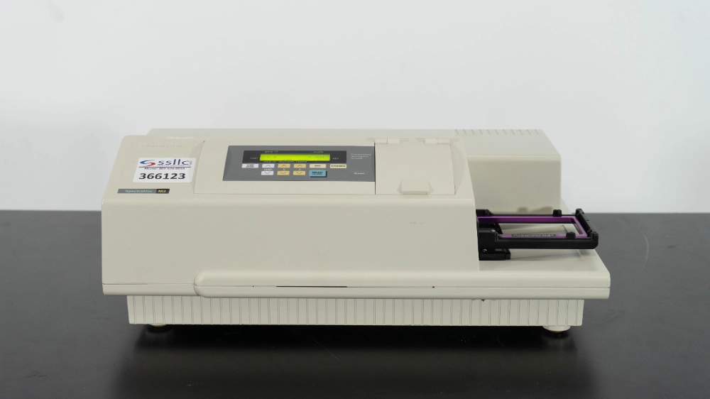 Molecular Devices SpectraMax M2 Microplate Reader