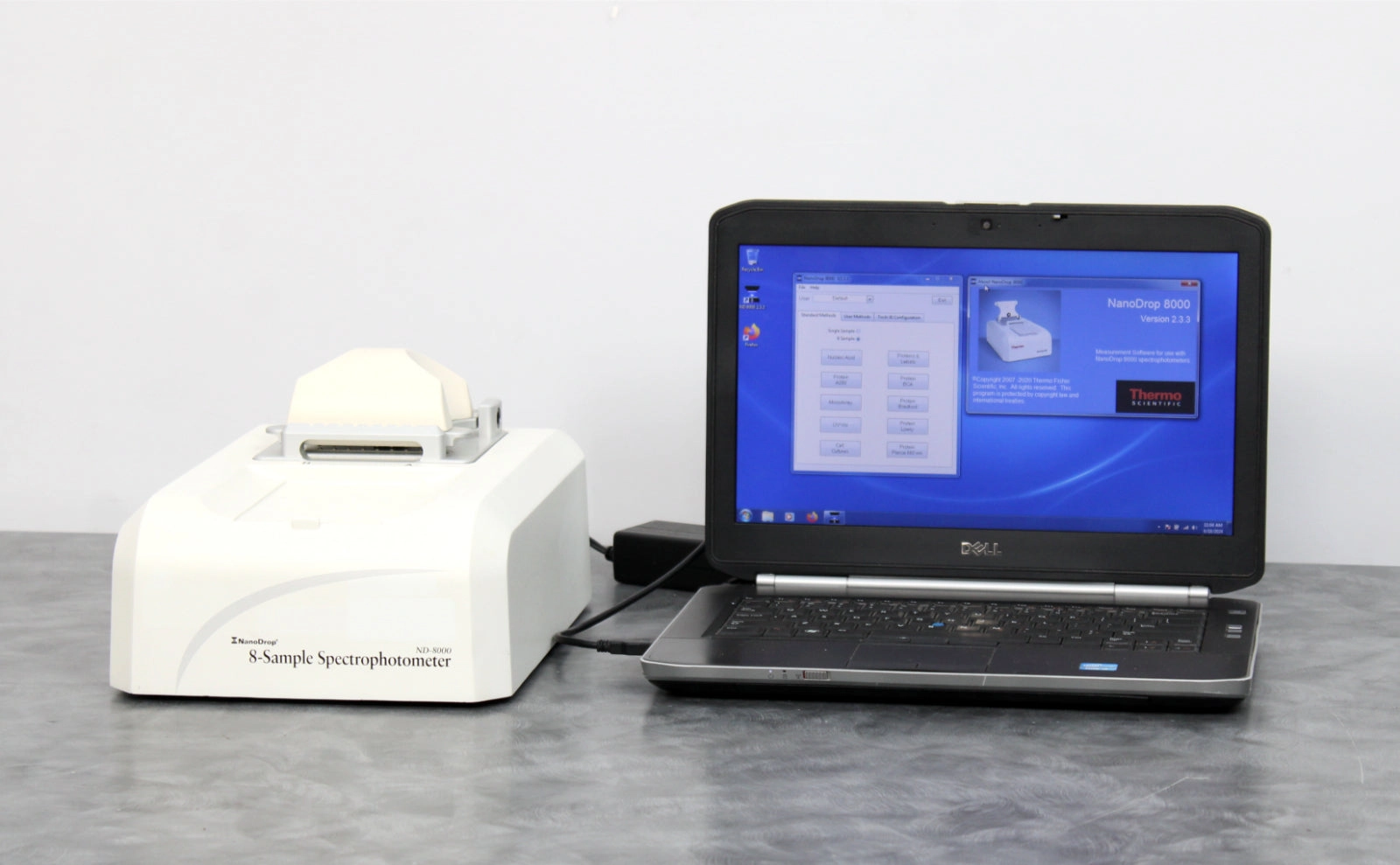 NanoDrop ND-8000 UV-VIS Spectrophotometer with Laptop and Software