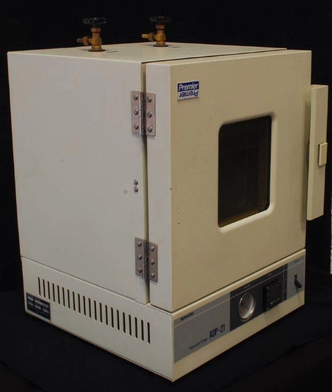 Yamato ADP-21 vacuum oven