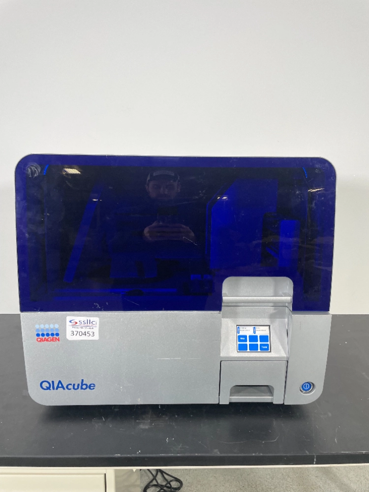Qiagen QIAcube DNA and RNA Purification System