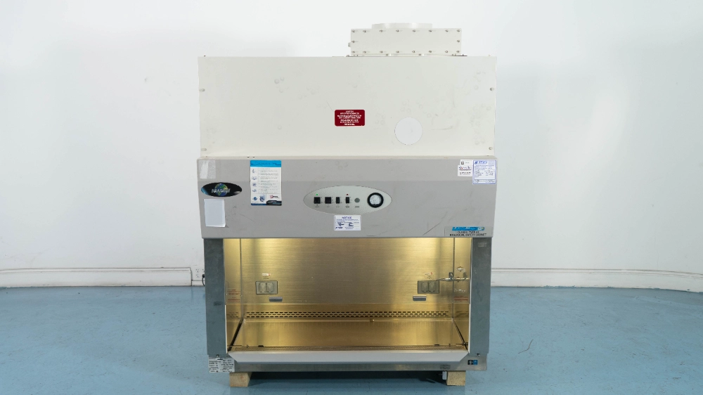 Nuaire LabGard ES Class I Type A2 4' Biosafety Cabinet