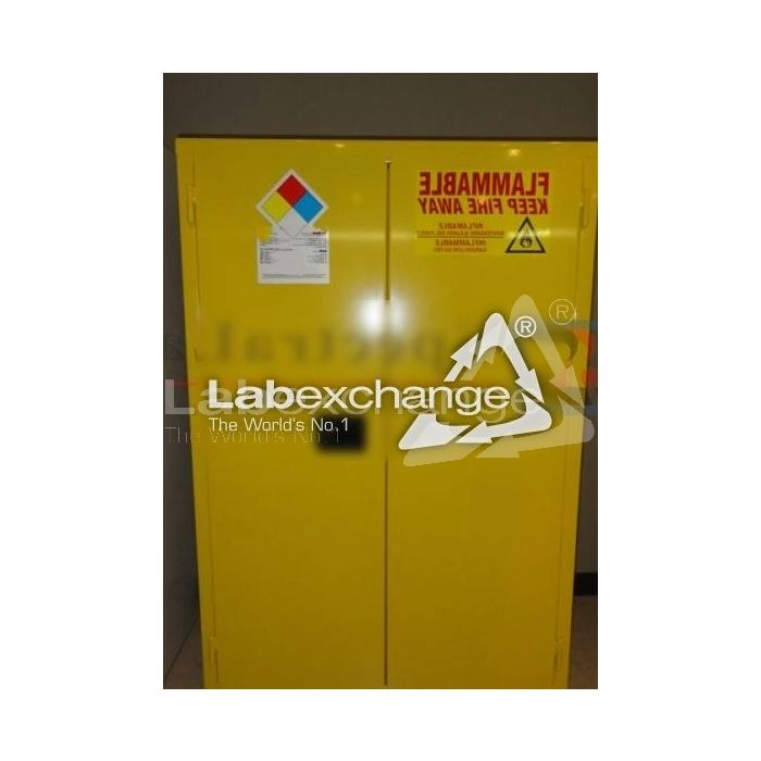 Jamco Flammable Cabinet &ndash; Manual Close Double Door
