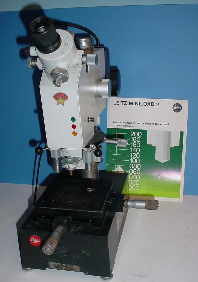 Leitz Miniload II micro hardness tester 721-425. With diamond, 100/500 x microscope. Weight sets: 10, 15, 25, 50, 100, 200, 300, 500, 1000 and 2000 ponds. Newly arrived.