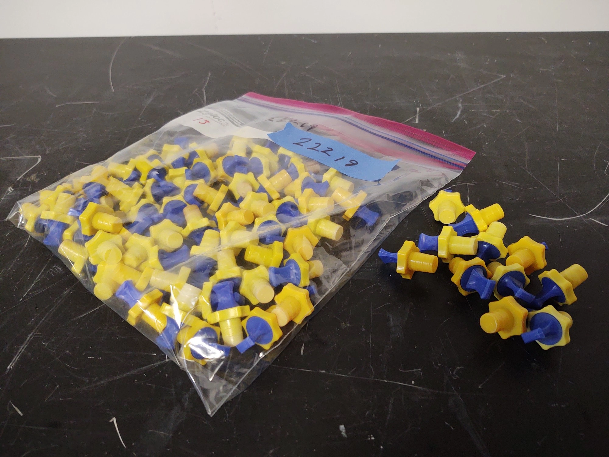 Kimble  #13 PE Flask Length Lab Stopper (Blue/Yellow) Lot of 77