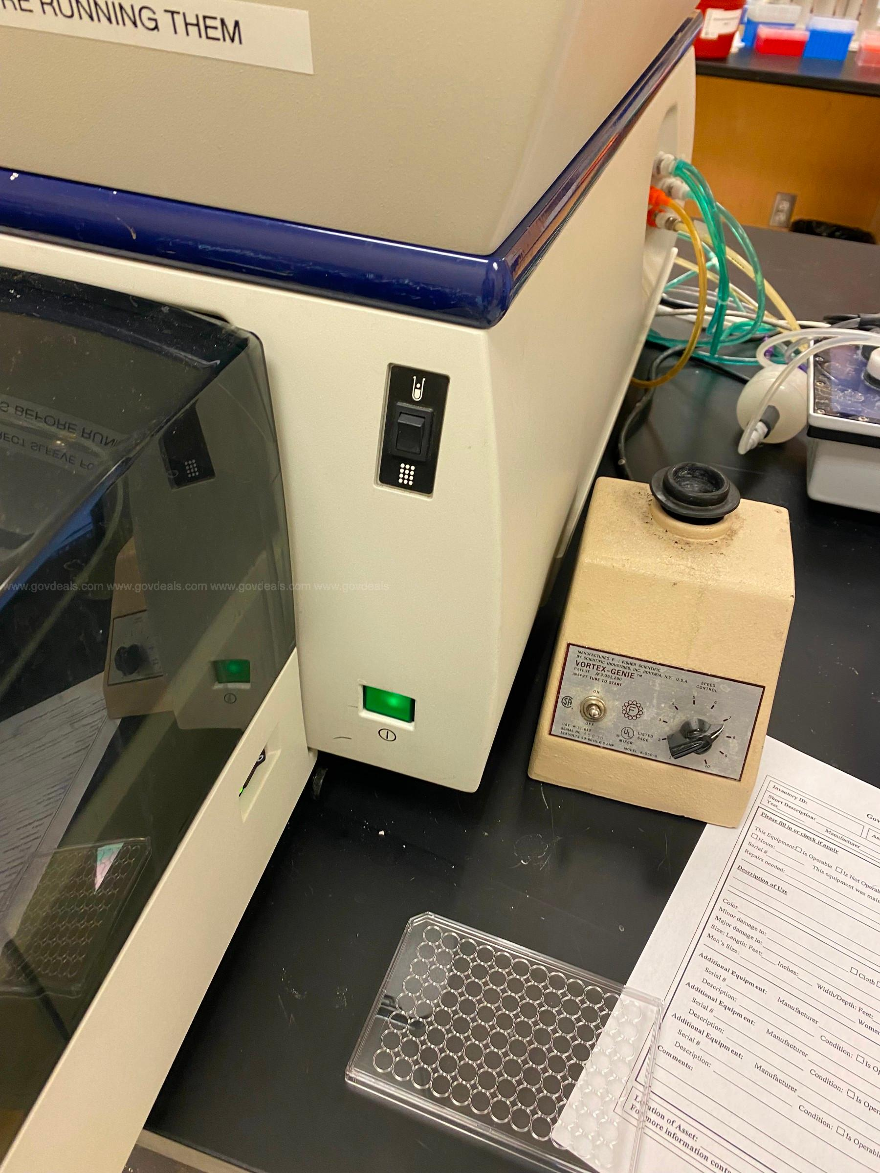 BD Biosciences LSR2 sorp Flow Cytometer Scientific Instrument