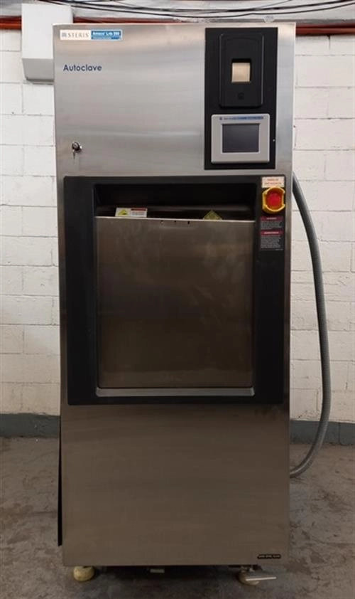 Amsco Autoclave