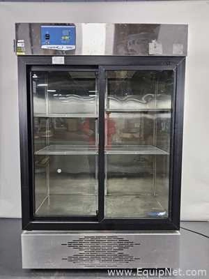 Lot 296 Listing# 992924 VWR MH45SS-GAEE-VW Double Sliding Glass Door Refrigerator