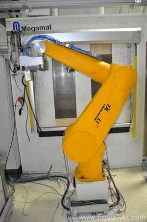 Lot 100 Listing# 875420 Staubli RX160 L 6-Axis Robot Arm