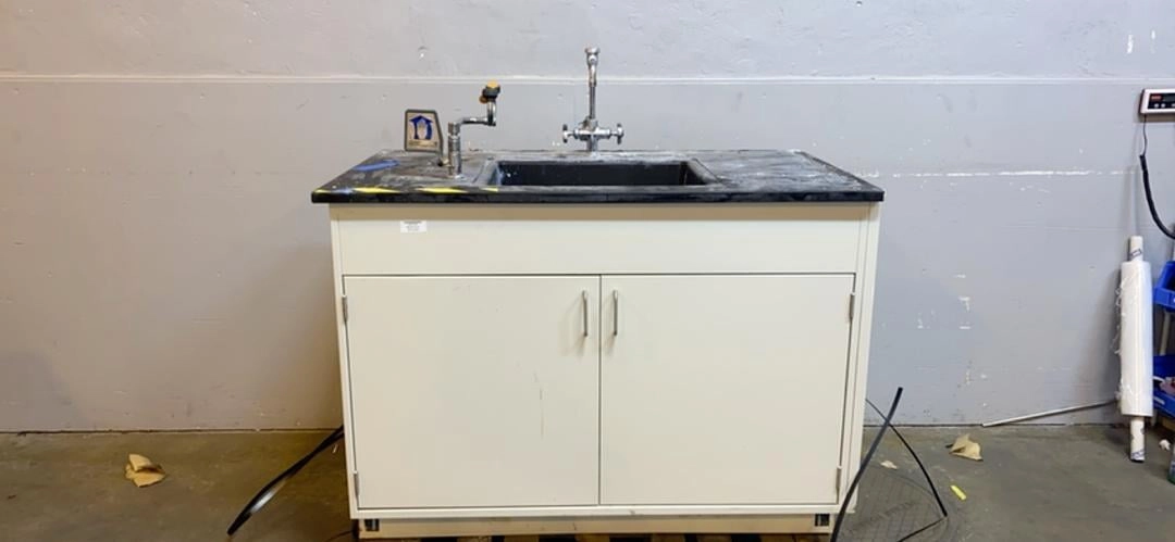 Used 50x30x36" Jamestown Lab Casework Sink w/ Top