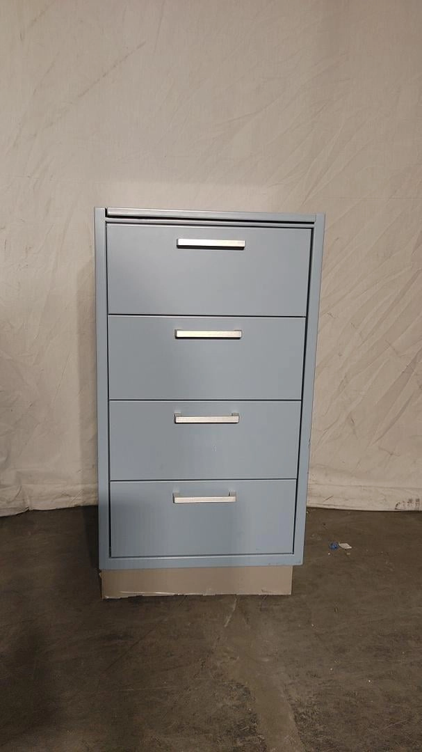 Used 15" St Charles 4 Drawer Sitting Height