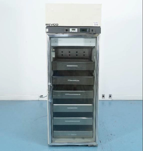 REVCO Kendro Lab Refrigerator RPR2304A20 R-134A w/ shelves