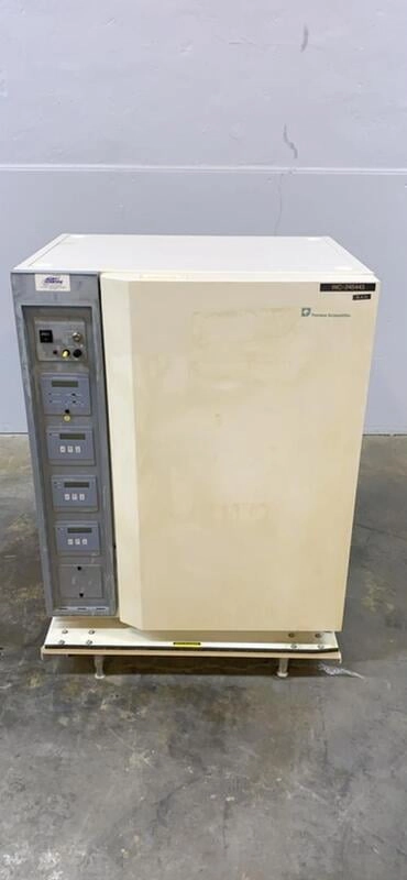 Forma Scientific Water Jacketed CO2 Incubator 3860