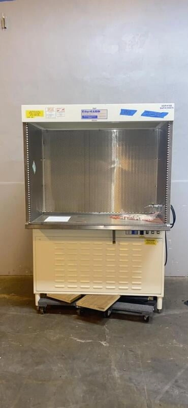 4' Baker Biosafety Laminar Flow Cabinet Fume Hood EG-4320