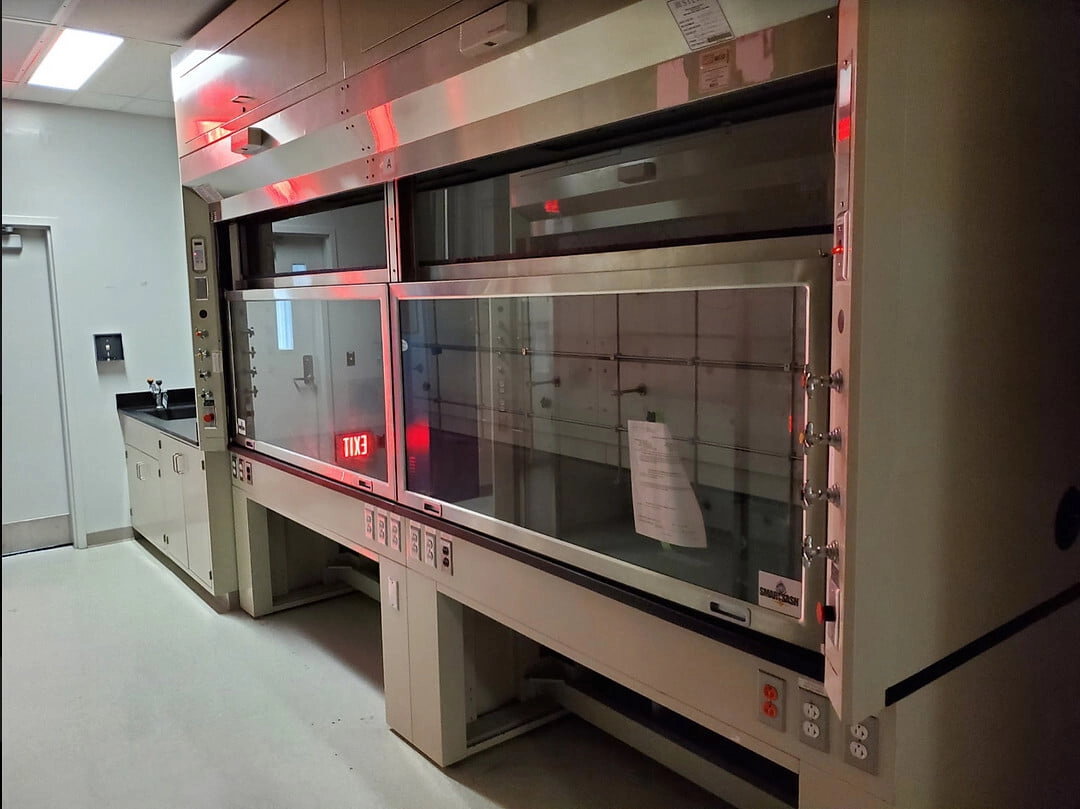 Used 12' Jamestown Lab Fume Hood w/ Bench, Ships Unassembled S6LLST1130