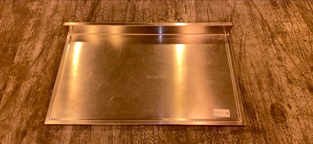 50x30x5 Stainless Steel Divoted Countertop w Backsplash