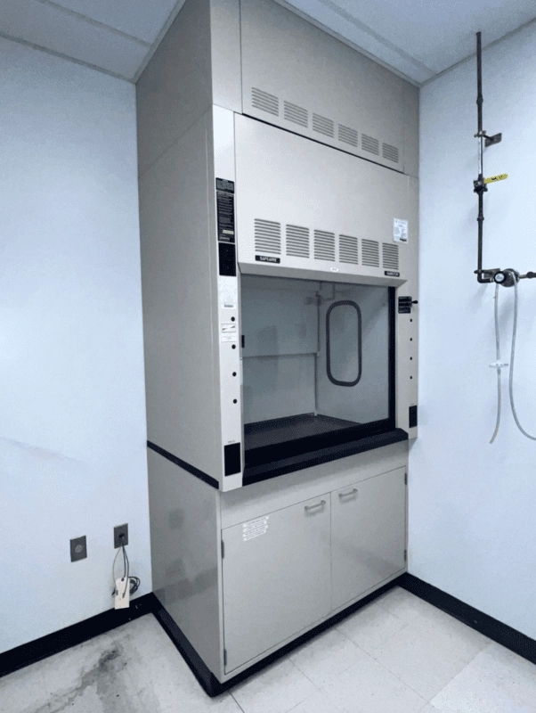 4' Hamilton SafeAire Lab Fume Hood with Metal Base &amp; Epoxy Counter (101383)