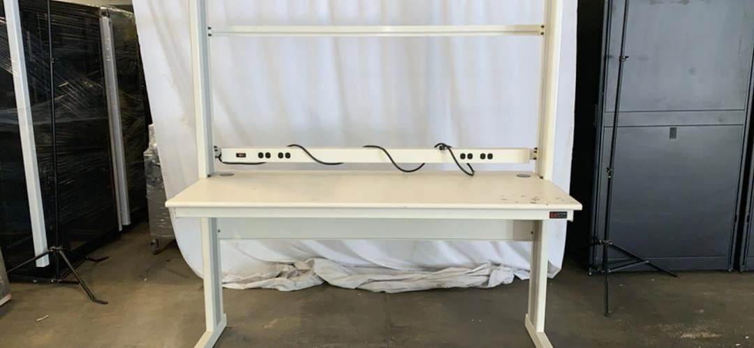 Used 74x30x76� Kewaunee Lab Table w/ Outlets