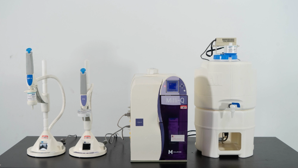 Millipore MilliQ Integral 5 Lab Water Purification System