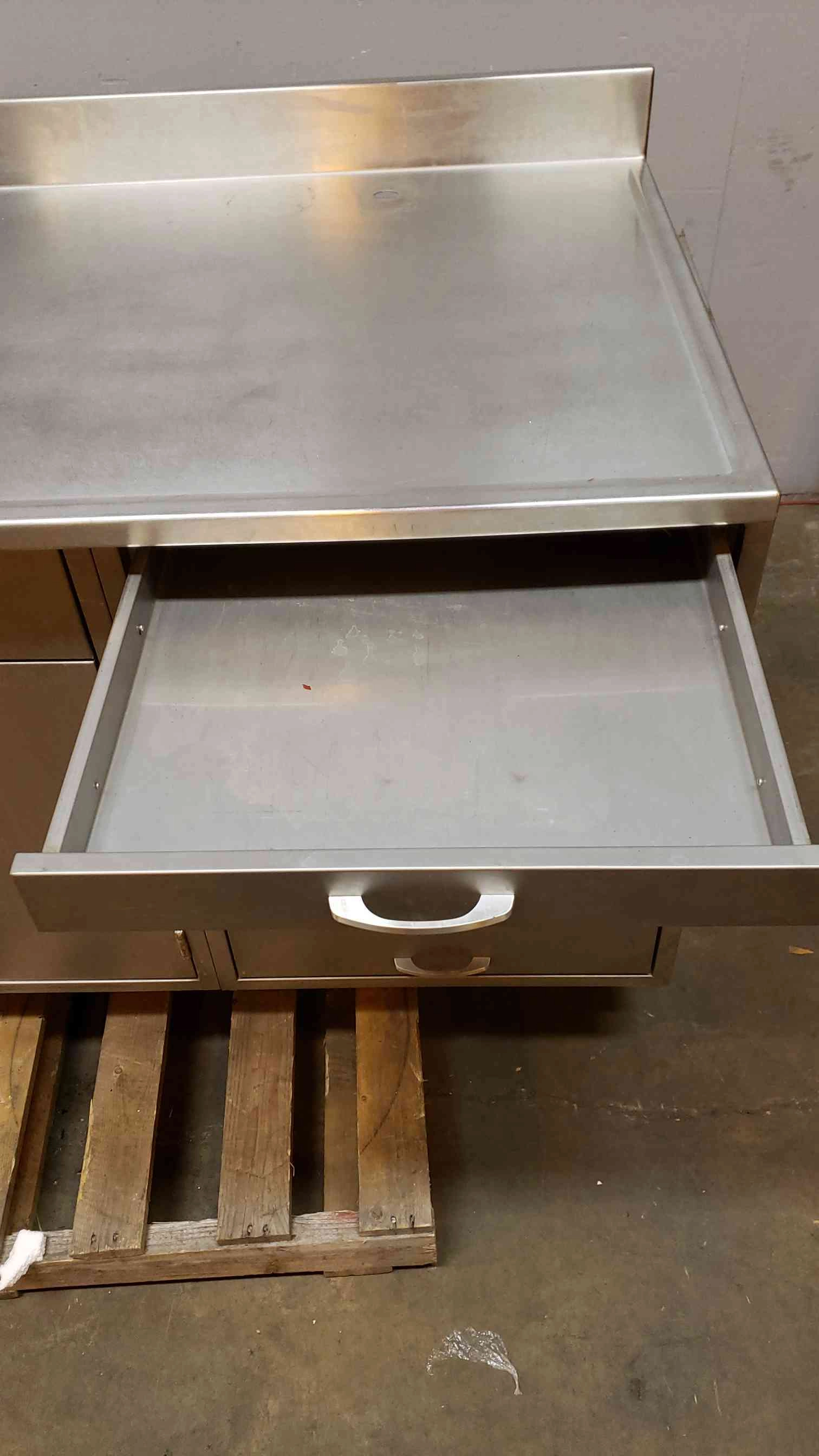 Kewaunee 8' Stainless Steel Lab Casework Benches w/ 2 Faucets Doors &amp; Drawers (SKU: 3999AA)(3999AA)