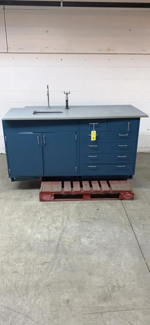 69"x30" Lab Casework w/ Sink Faucet &amp; Eyewash Hamilton(S6LLST1666)