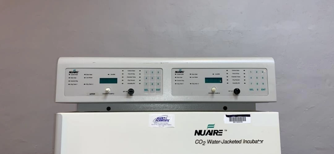 Used NUAIRE CO2 Water-Jacketed Incubator NU-2700 Double Stack