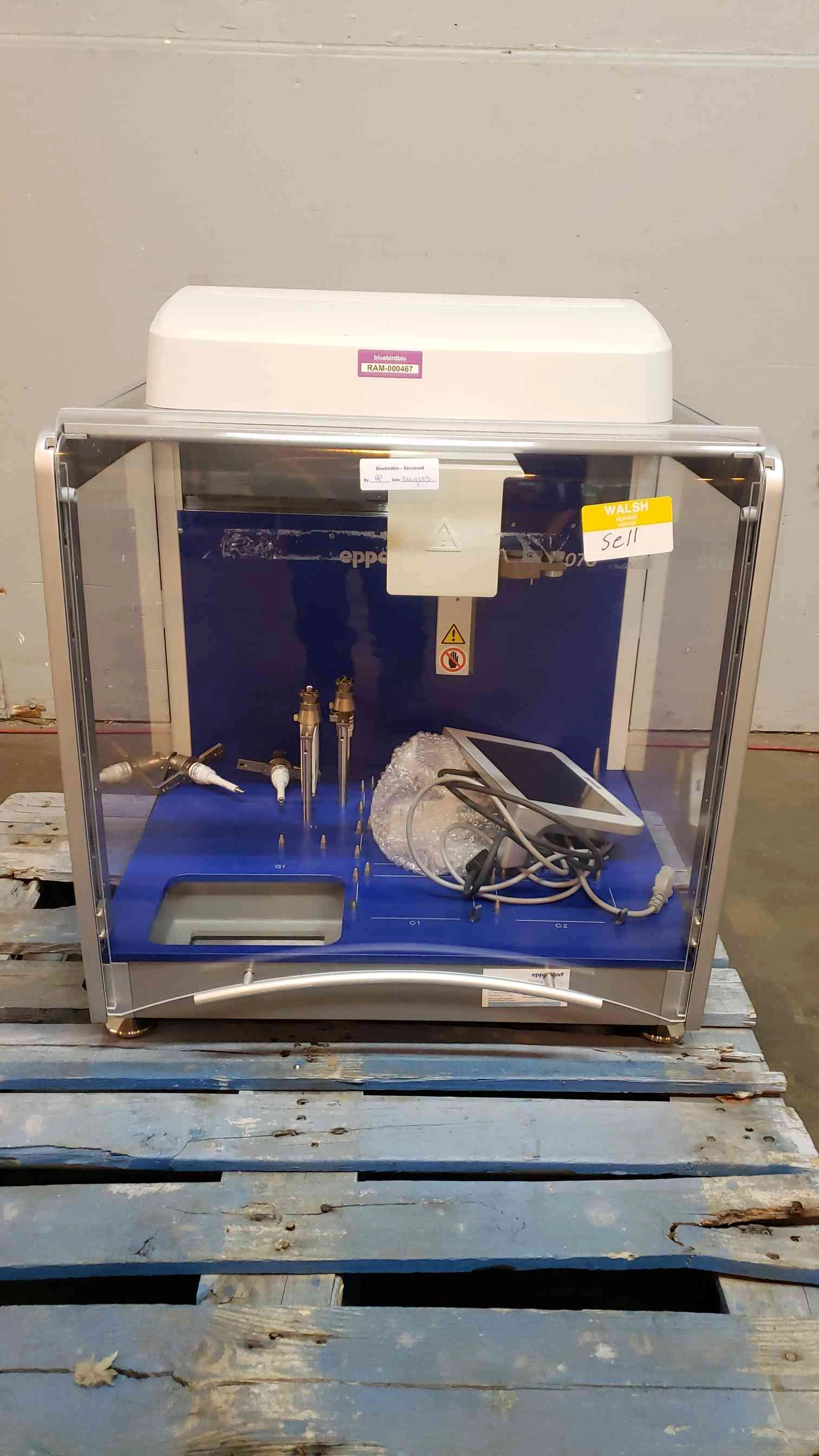 Eppendorf AG epMotion P5073 Auto Liquid Handler &amp; Display