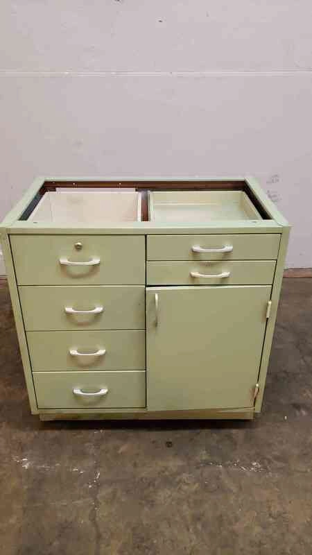 3' Green Kewaunee Casework W/ 6 Drawers 1 Door (1366AA)