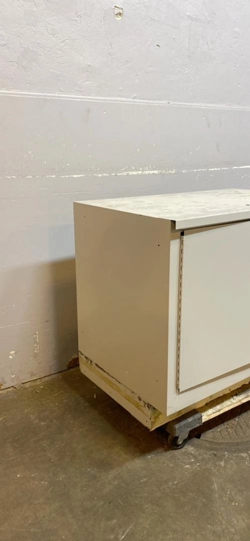 36x24x28 Flammable Fire Proof Cabinet(S6LLST6509)