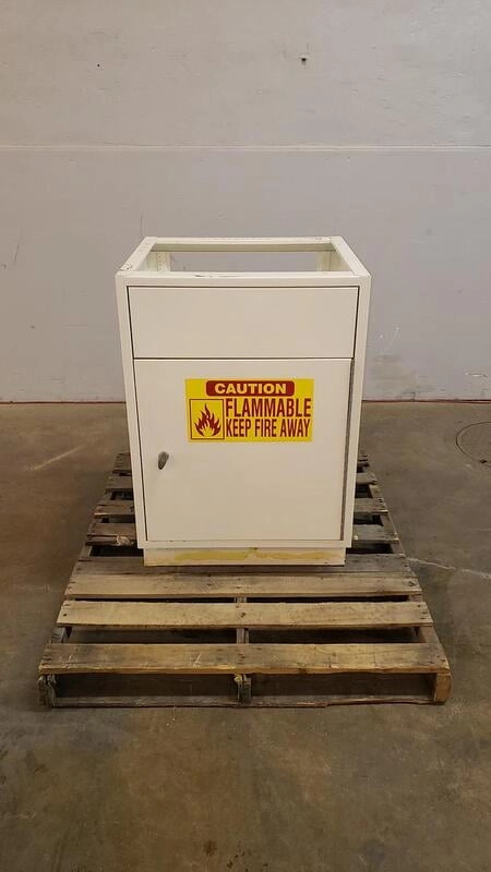 2' Flammable 12 Gallon Cabinet