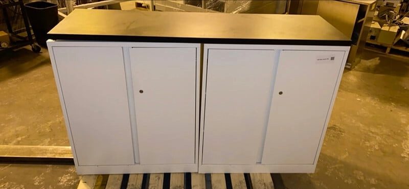 51x18x36 Lab Cabinets w/ Counter Top
