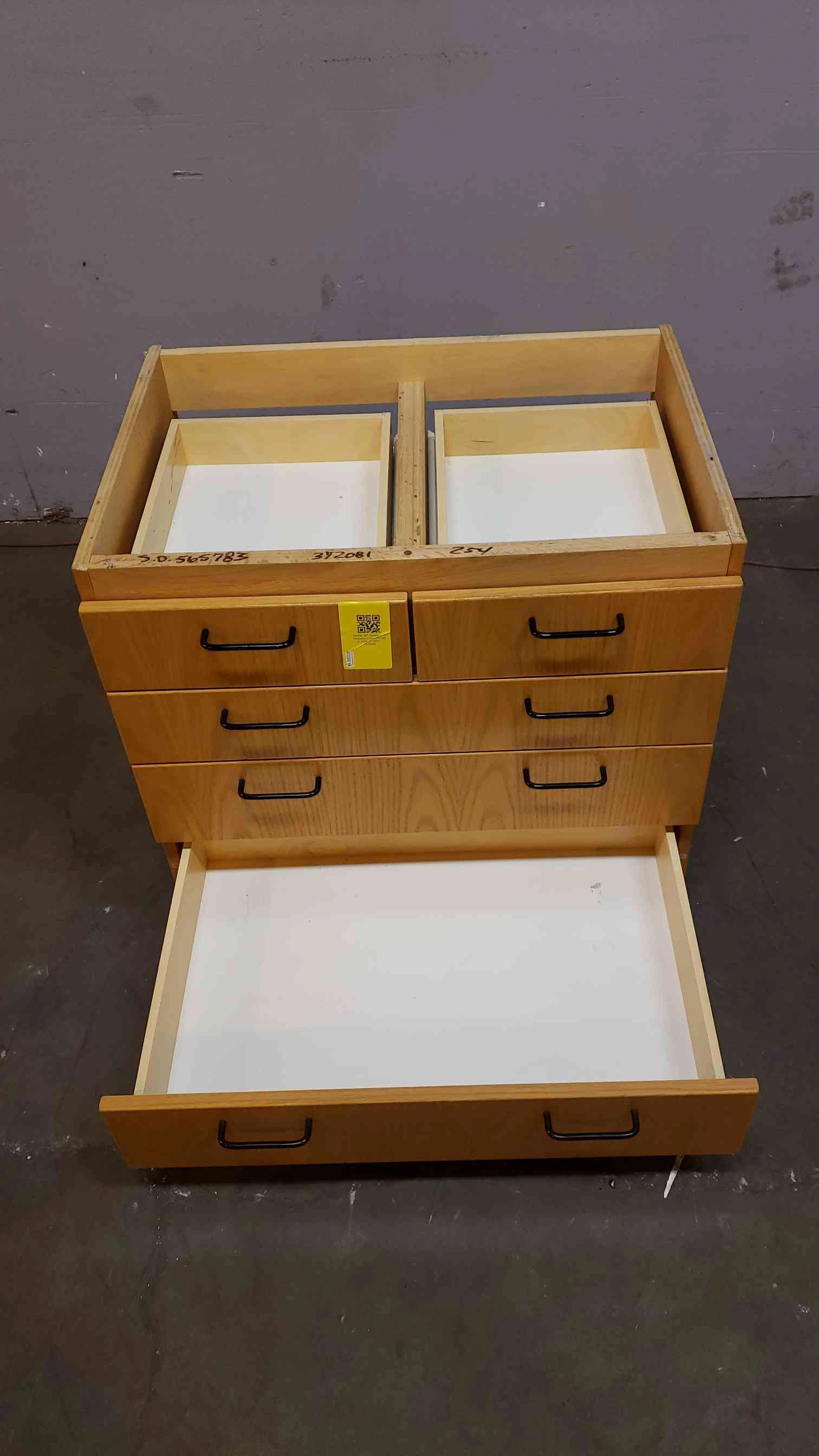 30" Jamestown Wooden Casework W/ 6 Drawers (SKU: 3949AA)(3949AA)