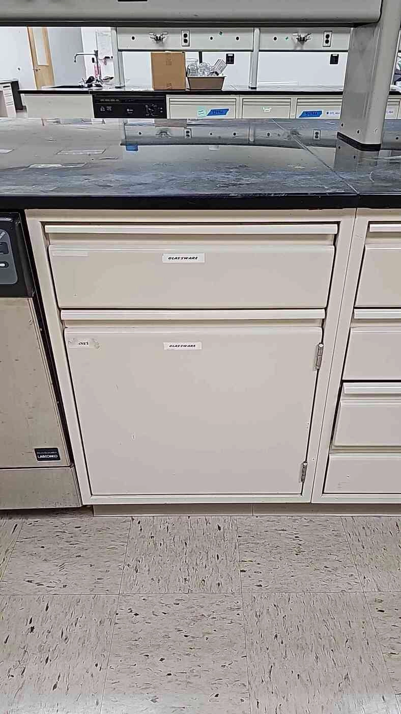 30" Cabinet(5399aa)