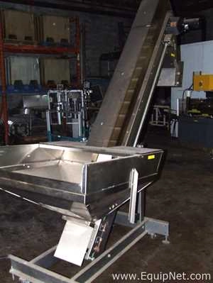 Hoppmann EP-15 Flighted Incline Hopper Feeder