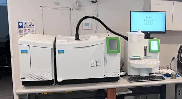 Clarus 690 w/HS-110 and SQ8T Mass Spectrometer