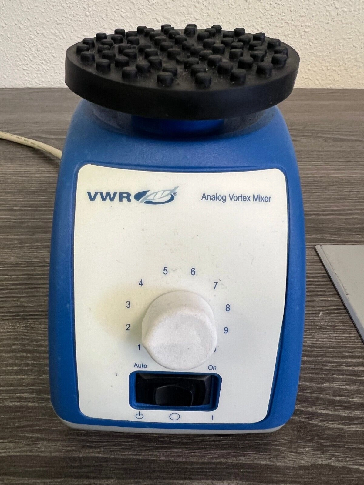 VWR Analog Vortex Mixer