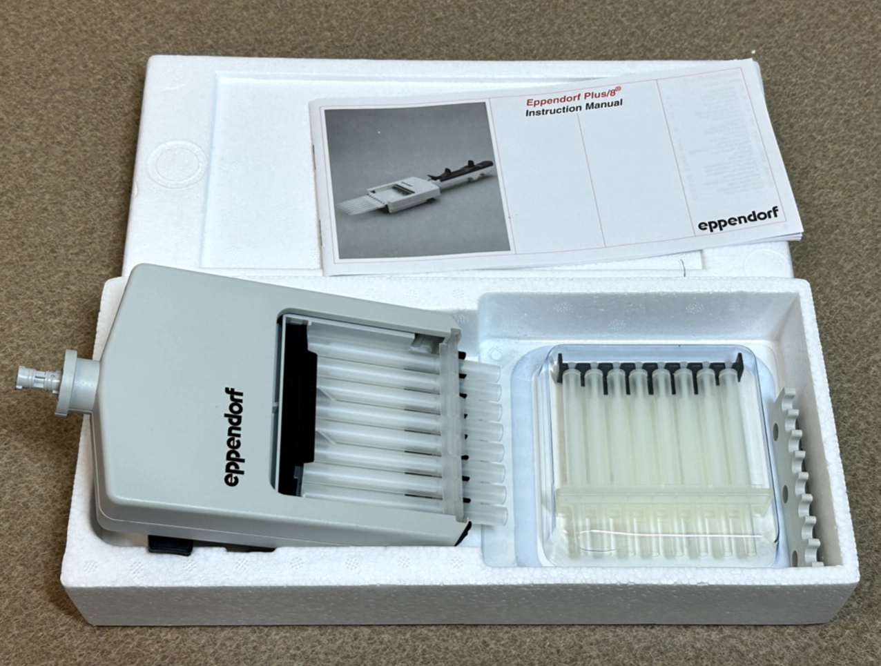 Eppendorf Plus/8 | 8-channel Adapter for the Repea