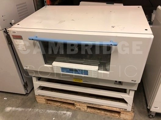 Thermo Scientific MAXQ 8000 - 493 Floor Incubator Shaker