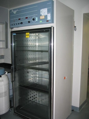 Forma 3950 Reach In CO2 Incubator