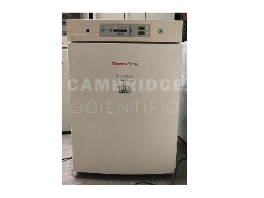 Thermo Forma 370 CO2 Incubator