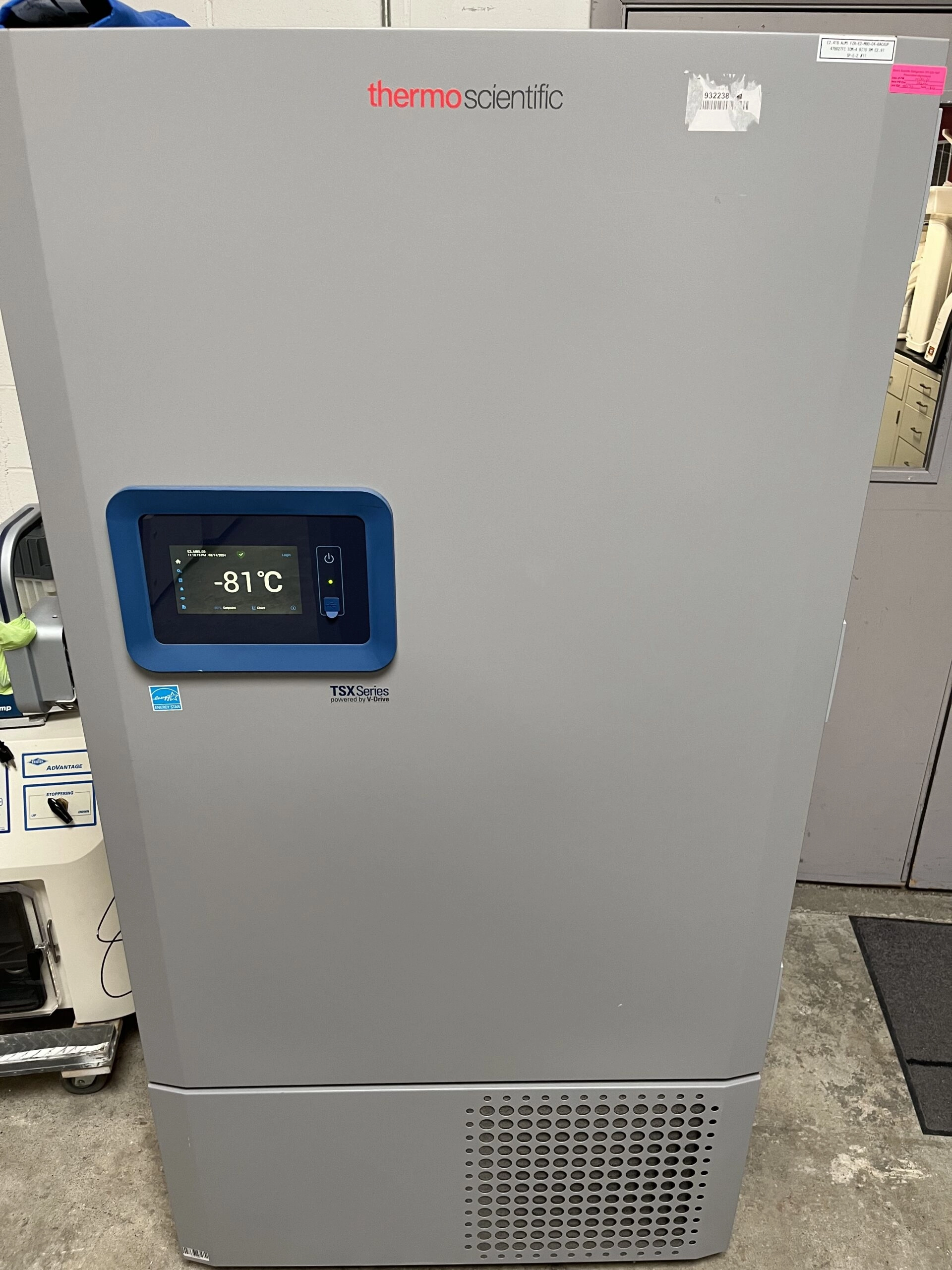 Thermo Scientific TSX60086A  -80 Freezer