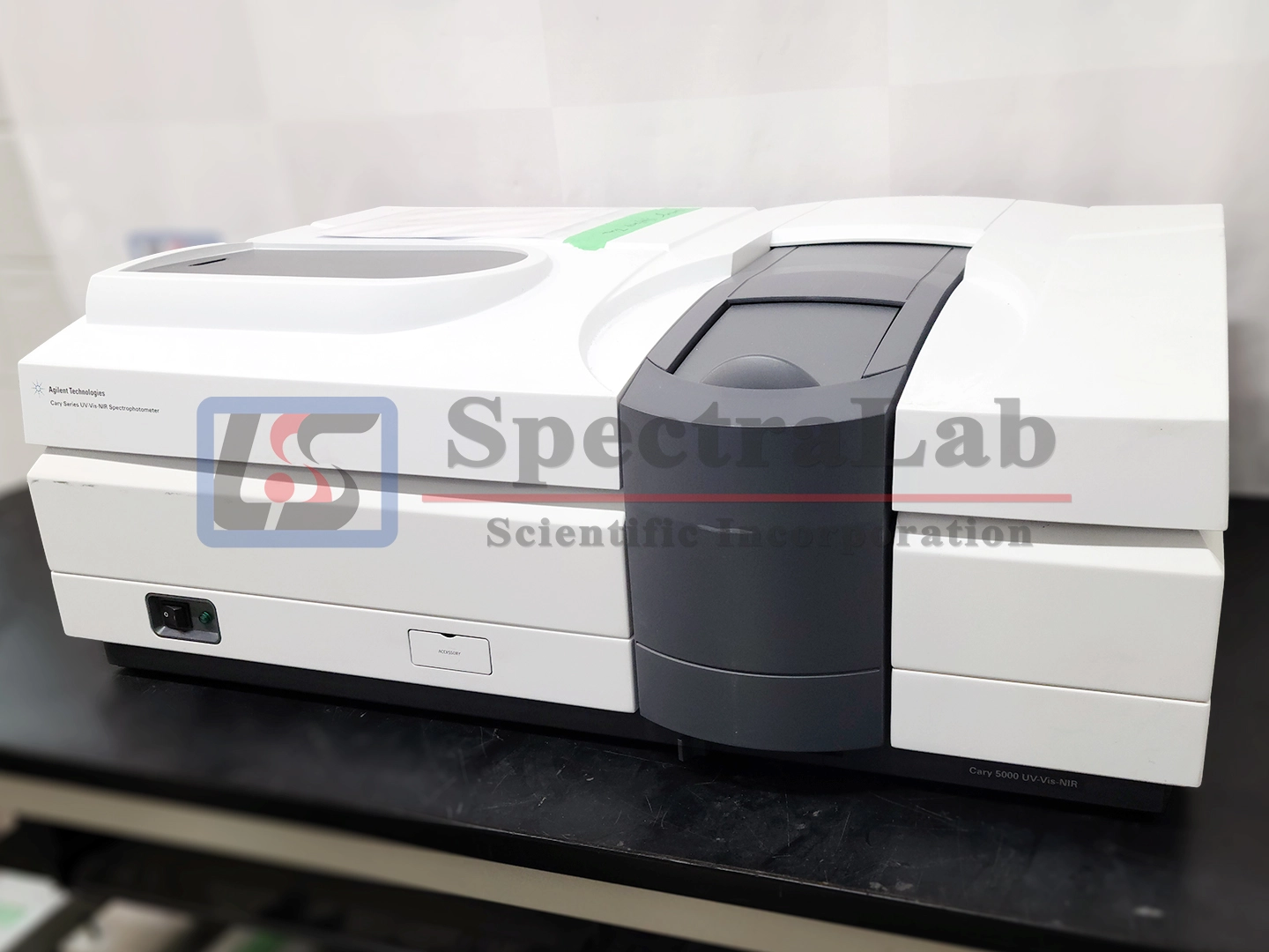 Agilent Cary 5000 UV-Vis-NIR Spectrophotometer G9825A