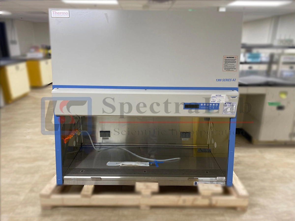 ThermoFisher 1371 Series Class II, Type A2 5' Biological Safety Cabinet