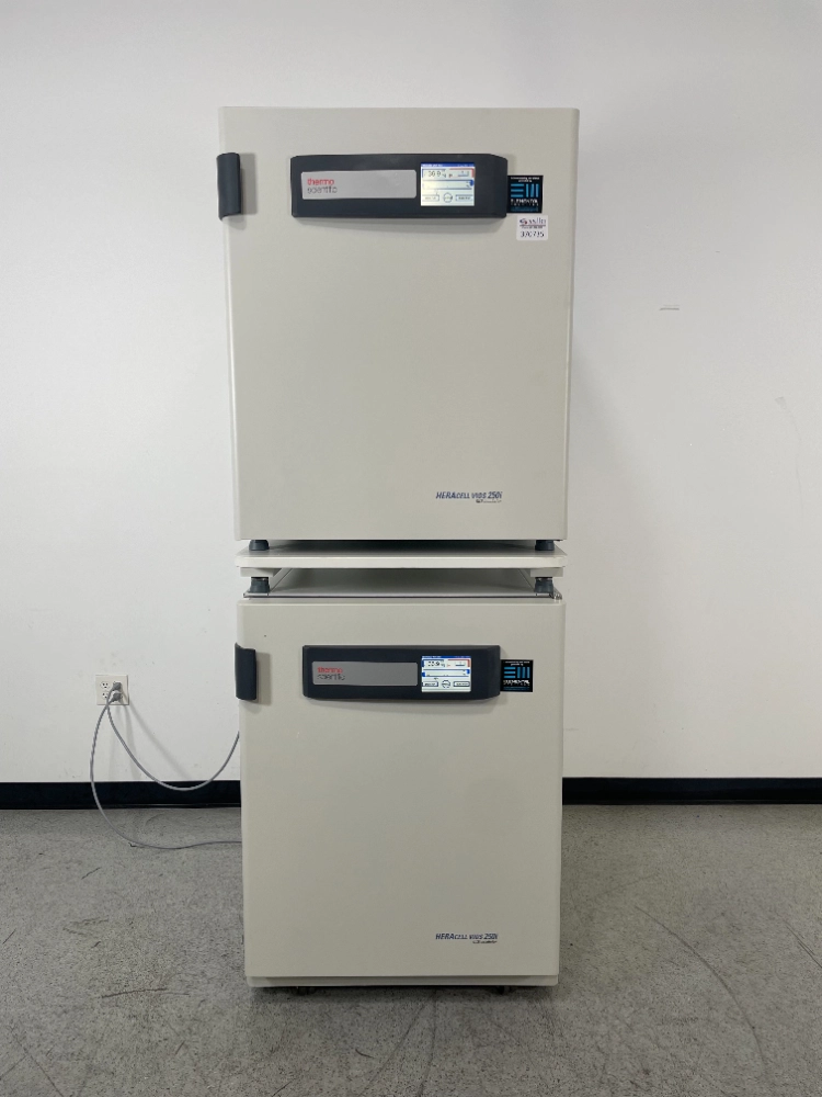 Thermo HERAcell Vios 250i Double Stack CO2 incubator