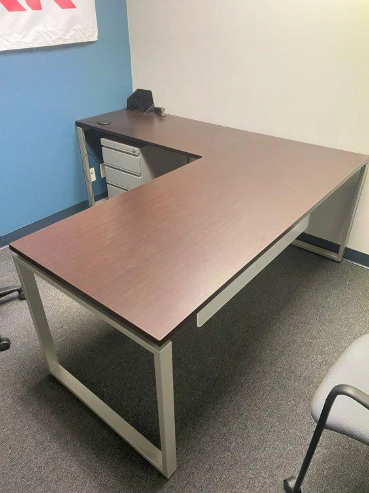 Office Desks  - L Shape and Rectangle Standard