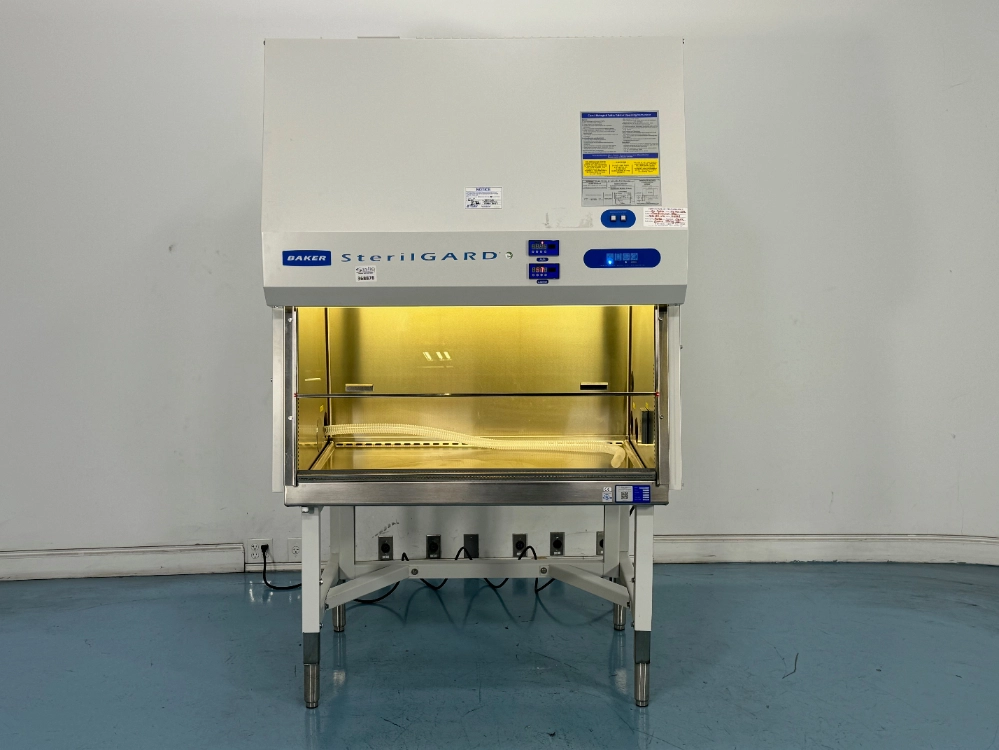 Baker SterilGARD 4' Biosafety Cabinet